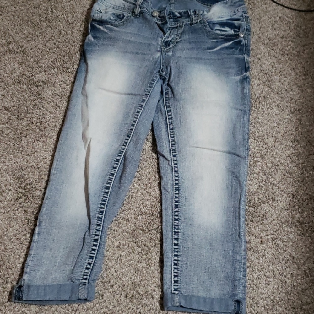 Capris
